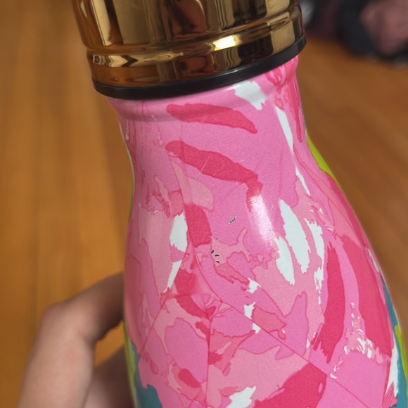Lilly Pulitzer S’well bottle - Picture 6 of 7